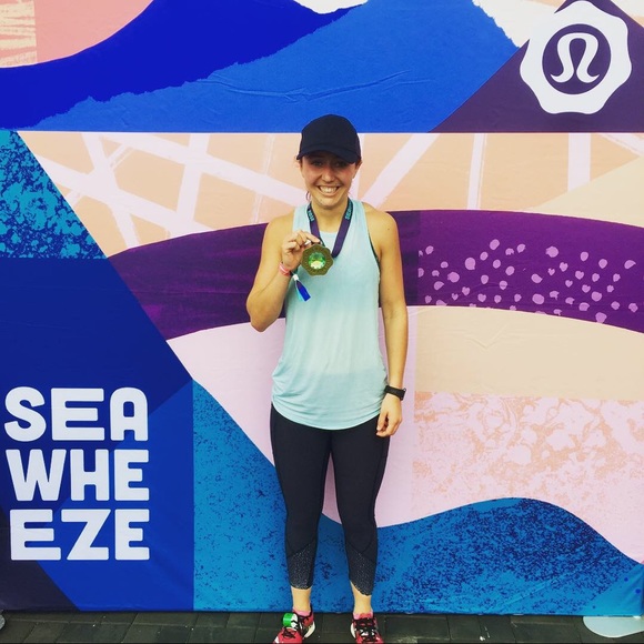 Meet your Posher, Kelley - Picture 1 of 1